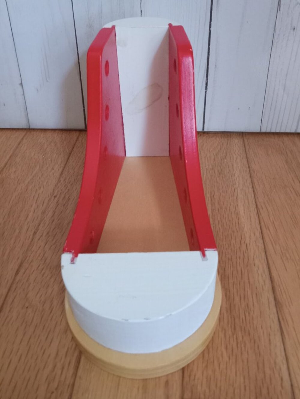 Lacing Shoe - Picture 4 of 4